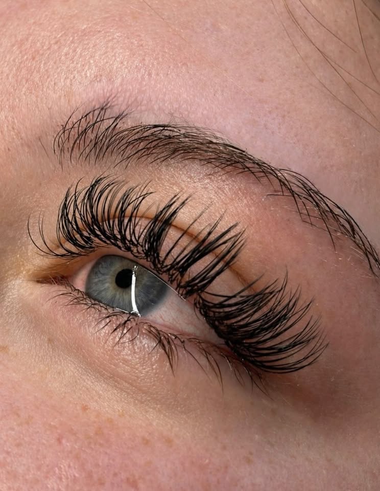 Stylizacja rzęs: Wet Look